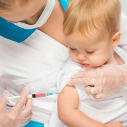 МОЗ планує вакцинувати людей від грипу просто в аптеках