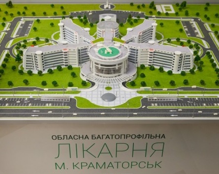 Зеленський пообіцяв створити в Україні п’ять медичних містечок