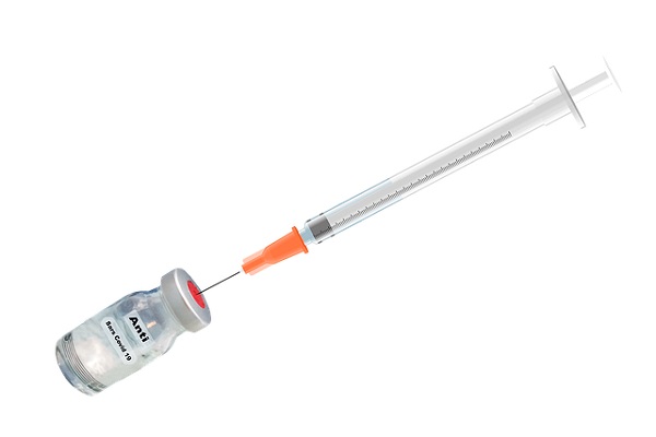 В Україні дозволено використовувати три вакцини проти COVID-19
