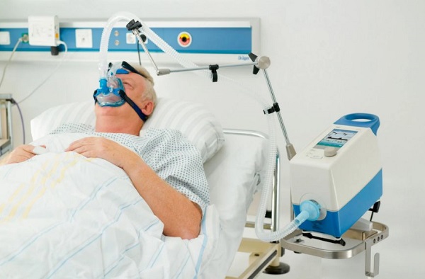 КМУ дозволив використовувати в лікарнях технічний кисень, якщо він відповідатиме медичному