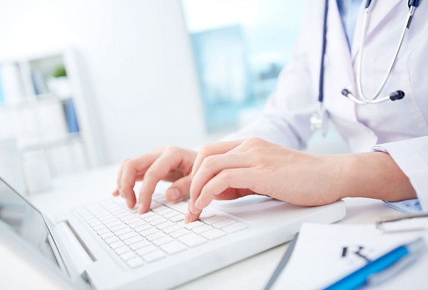 «Цифрова трансформація не перетворює медичного працівника на сервіс із надання послуг», — Черниш