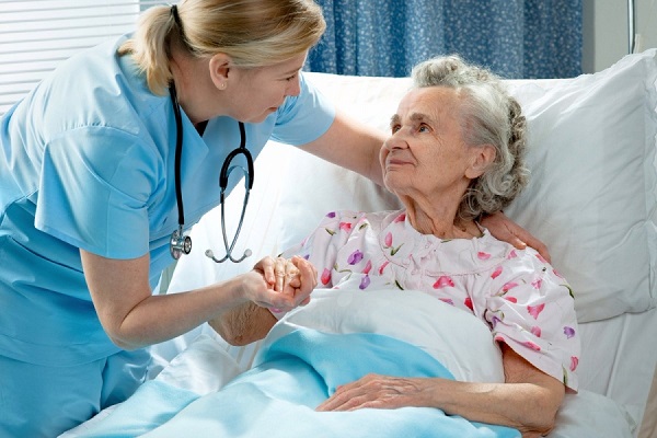 Учреждения будут оказывать медицинскую помощь гражданам пожилого возраста по новому порядку
