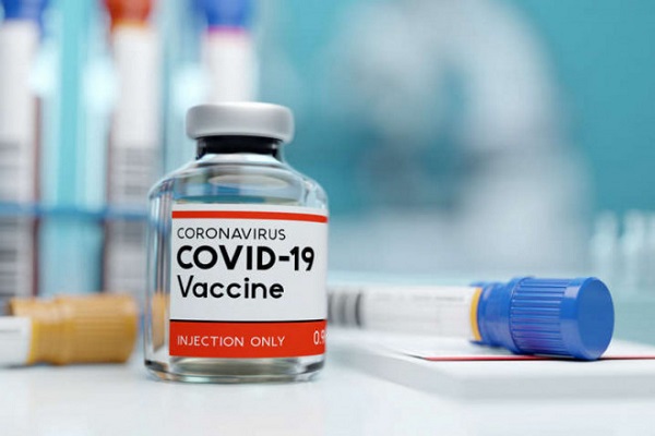 Профессиональные медицинские объединения Украины призвали граждан вакцинироваться против COVID-19