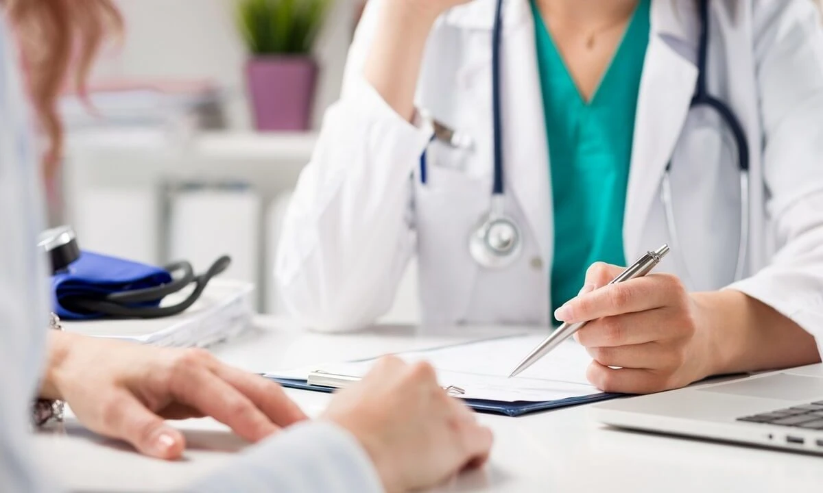 В Україні діятимуть нові правила оформлення та перевірки лікарняних — Верховна Рада ухвалила закон