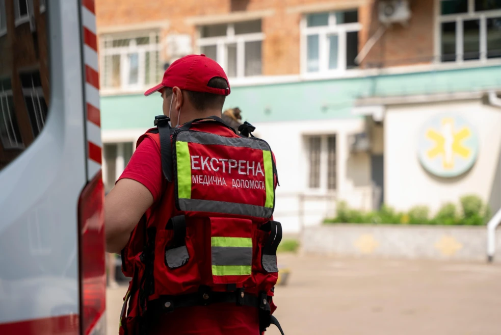 Як бойовим медикам після звільнення зі служби інтегруватися до цивільної системи охорони здоров’я