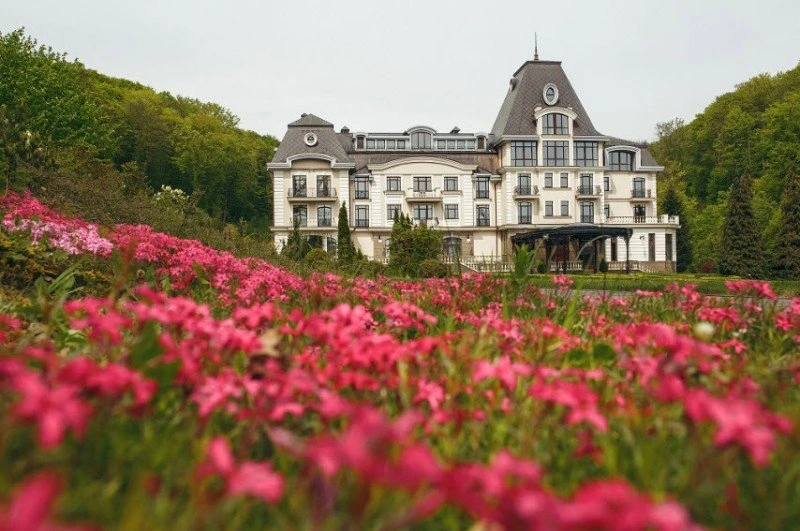 Запрошуємо ТОПменеджерів медзакладів на Ужгород-weekend