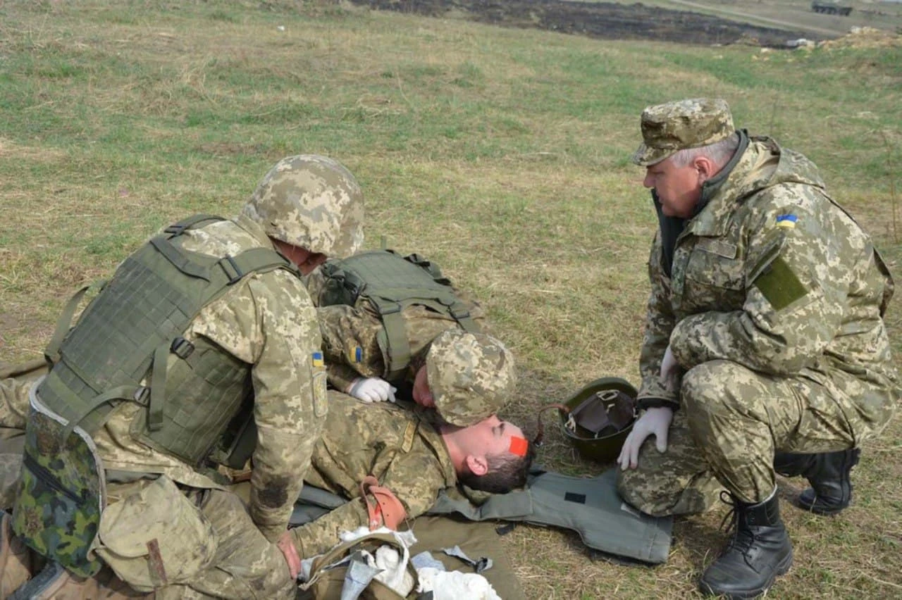 Міноборони визначило обсяги домедичної допомоги, яку надають військовослужбовці
