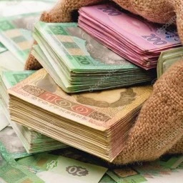 Щоб підвищити зарплати, лікарні отримали додаткові 1,3 млрд грн Щоб підвищити зарплати, лікарні отримали додаткові 1,3 млрд грн