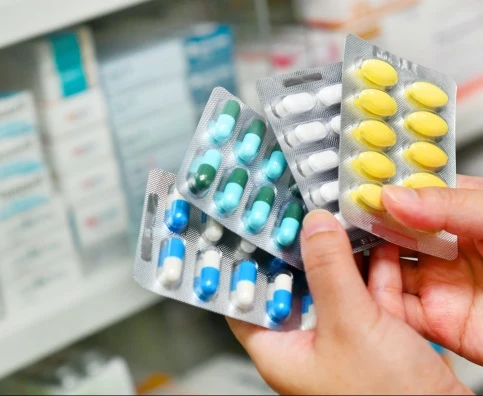 Складські залишки ліків у лікарнях контролюватиме спецсистема