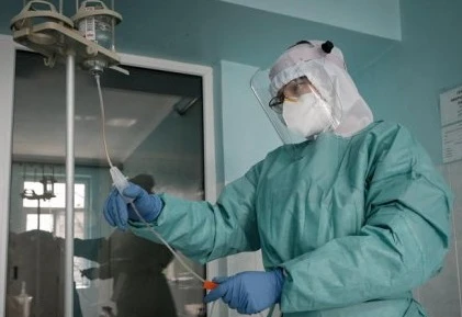 Закладам, де навантаження на медкоманду перевищує 20 пацієнтів із COVID-19, доплатять Закладам, де навантаження на медкоманду перевищує 20 пацієнтів із COVID-19, доплатять