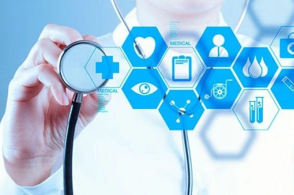 Фінансова криза в новому році: НСЗУ не продовжить дію договорів із закладами на 2021 рік