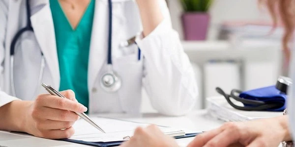 Договори із закладами на 2021-й НСЗУ продовжить, але тарифи може знизити