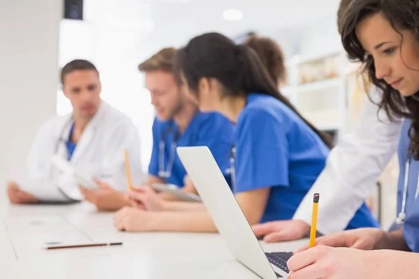 Врачей первички 8 месяцев будут обучать лечению пациентов с COVID-19 Врачей первички 8 месяцев будут обучать лечению пациентов с COVID-19