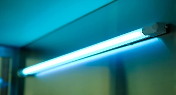 Використовуйте УФ-випромінювання в закладах за новими правилами: набув чинності наказ МОЗ