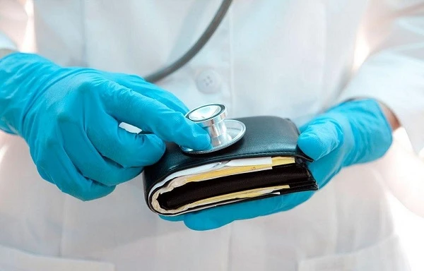 Хто з медпрацівників має право на зарплату 13,5 та 20 тис. грн: роз’яснення МОЗ Хто з медпрацівників має право на зарплату 13,5 та 20 тис. грн: роз’яснення МОЗ