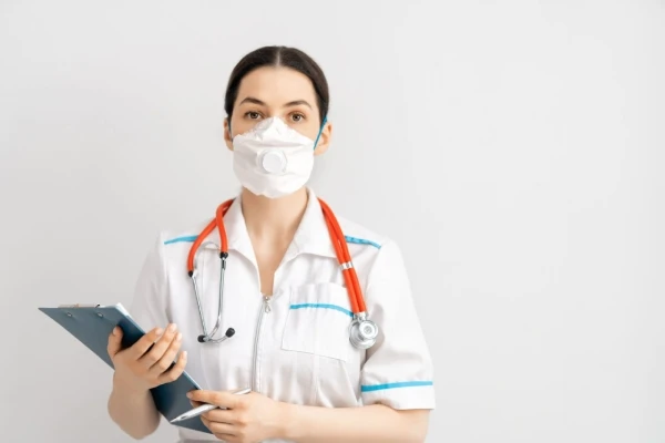 Медичні заклади надаватимуть допомогу усім, хто її потребує — МОЗ