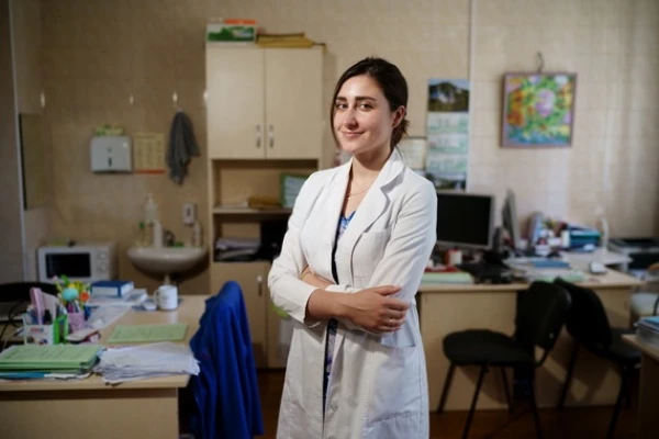 МОЗ та ВООЗ запустили інформаційну кампанію «Дякуємо серцем», присвячену українським медикам МОЗ та ВООЗ запустили інформаційну кампанію «Дякуємо серцем», присвячену українським медикам